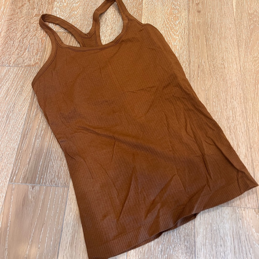 lululemon Ebb to Street Tank Top LIKE NEW CONDITION